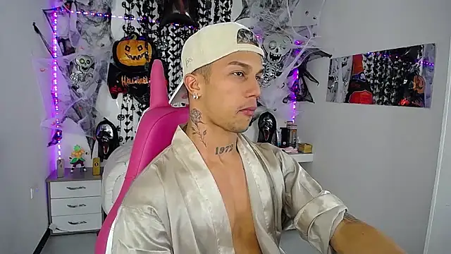 Leonard Price online show from 10.11.25