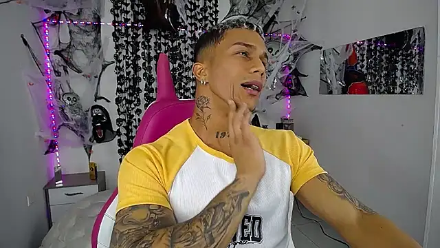 Leonard Price online show from 10.18.25