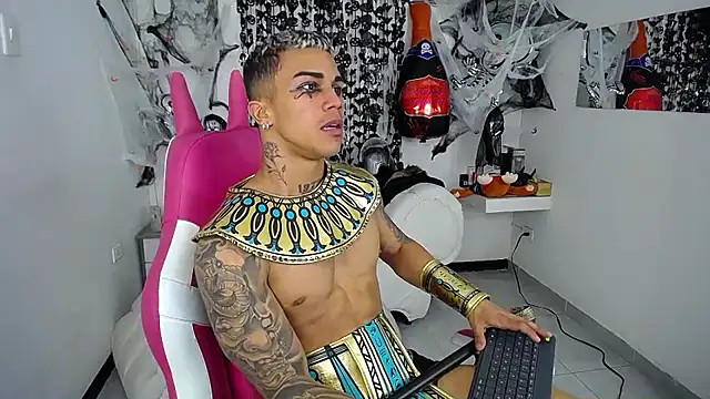 Leonard Price online show from 10.21.25