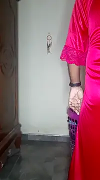 SuranSexy33 online show from 02.25.25