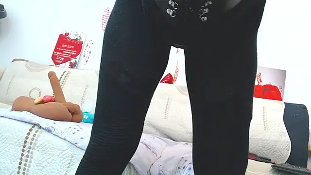 ForeverBarbie  online show from 03.23.25