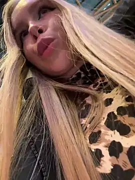 mur girl online show from 01.08.25