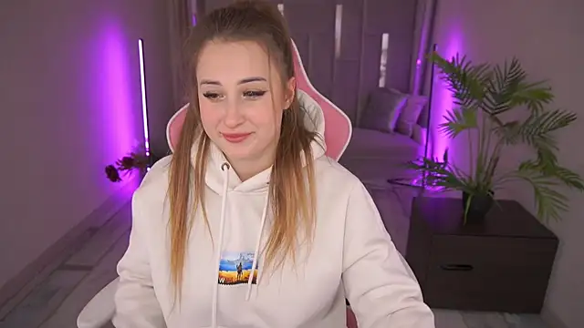 Snapshot of GentleAdellee chatting on 01.17.25 GentleAdellee online show from 01.17.25