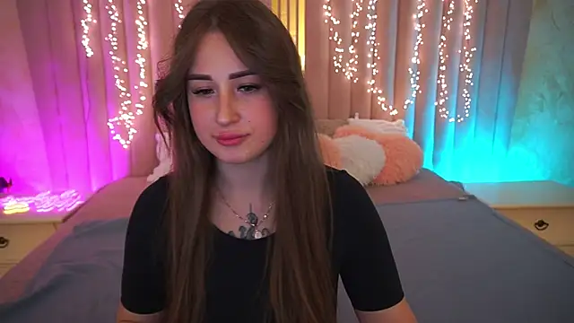 GentleAdellee online show from 12.18.25