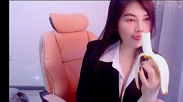 Little-sweet online show from 11.24.25