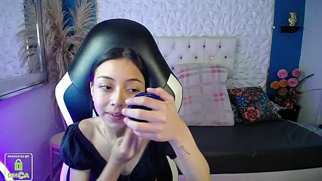 NathaliaSweet 11 online show from 02.12.26