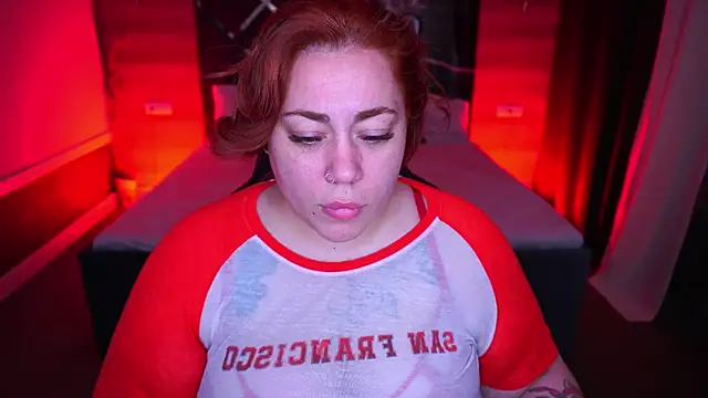 Snapshot of Kittywakee chatting on 09.23.25 Kittywakee online show from 09.23.25