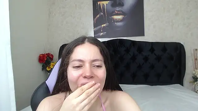 Snapshot of gabymendex chatting on 09.17.25 gabymendex online show from 09.17.25