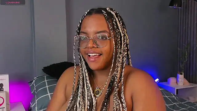 conielaurenth online show from 02.11.25