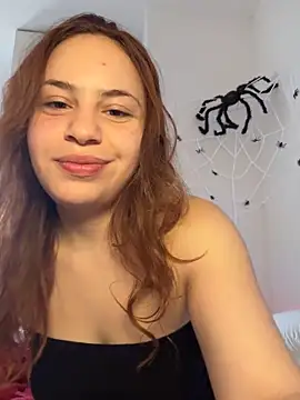 Snapshot of AgnesCampp chatting on 10.17.25 AgnesCampp online show from 10.17.25