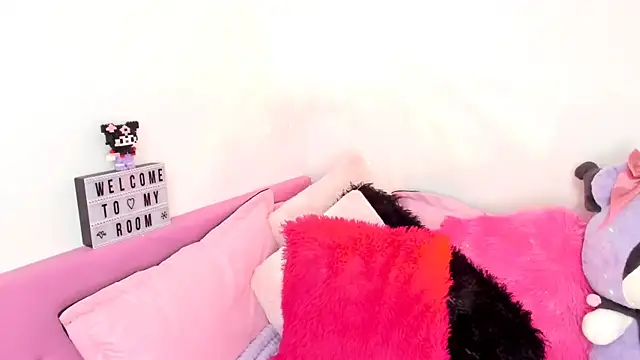 Snapshot of gabyye_capprins chatting on 02.07.25 gabyye capprins online show from 02.07.25