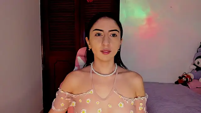 Snapshot of gabyye_capprins chatting on 03.05.25 gabyye capprins online show from 03.05.25