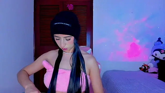 Snapshot of gabyye_capprins chatting on 03.06.25 gabyye capprins online show from 03.06.25