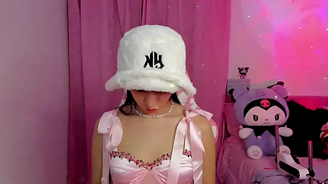 Snapshot of gabyye_capprins chatting on 03.15.25 gabyye capprins online show from 03.15.25