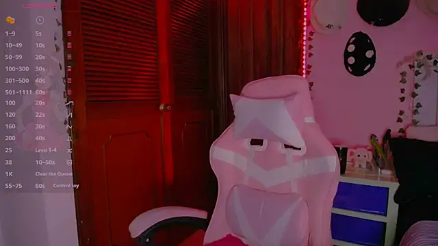 Snapshot of gabyye_capprins chatting on 09.16.25 gabyye capprins online show from 09.16.25