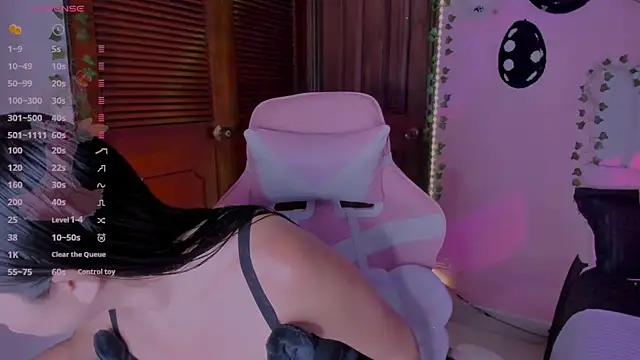 Snapshot of gabyye_capprins chatting on 09.19.25 gabyye capprins online show from 09.19.25