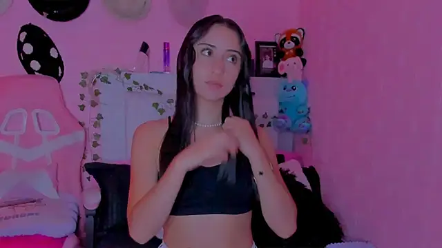 Snapshot of gabyye_capprins chatting on 09.28.25 gabyye capprins online show from 09.28.25