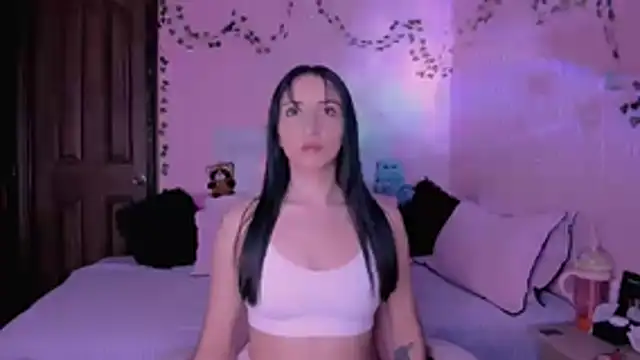 Snapshot of gabyye_capprins chatting on 11.04.25 gabyye capprins online show from 11.04.25