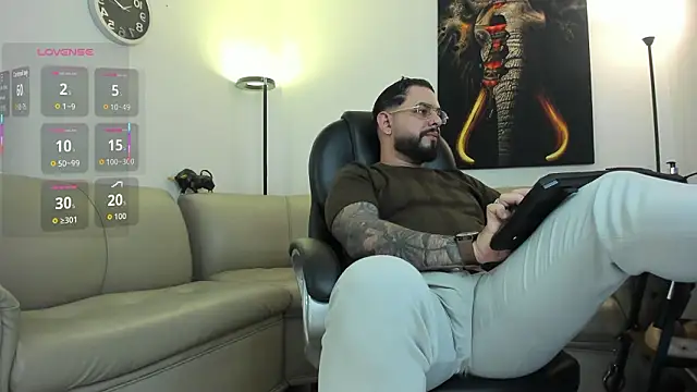 Snapshot of Ethan_Castellano chatting on 02.11.26 Ethan Castellano online show from 02.11.26