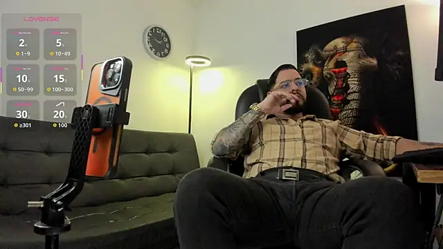 Snapshot of Ethan_Castellano chatting on 02.20.26 Ethan Castellano online show from 02.20.26