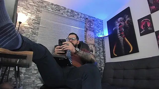 Snapshot of Ethan_Castellano chatting on 06.04.26 Ethan Castellano online show from 06.04.26