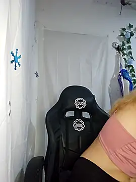 sadnessgyall online show from 03.13.25