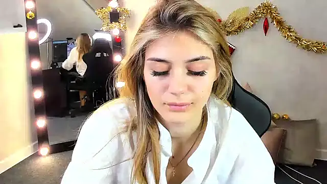 Cherry Price online show from 01.08.25