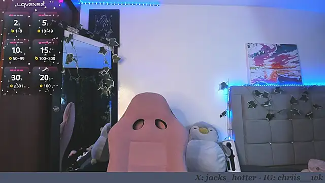 Snapshot of jacks_hotter chatting on 11.24.25 jacks hotter online show from 11.24.25