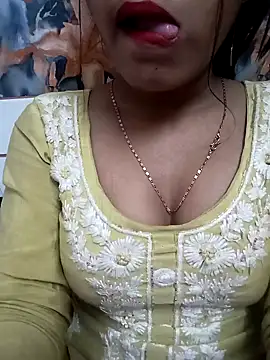 Snapshot of Sania-Love chatting on 01.28.25 Sania-Love online show from 01.28.25