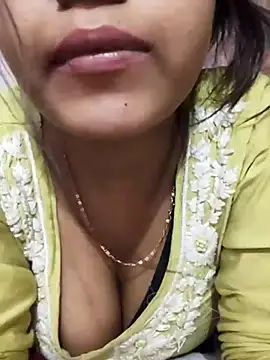 Snapshot of Sania-Love chatting on 03.05.25 Sania-Love online show from 03.05.25