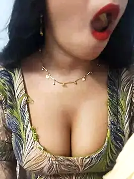 Snapshot of Sania-Love chatting on 09.24.25 Sania-Love online show from 09.24.25