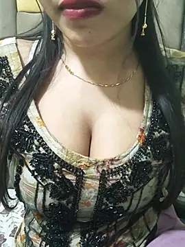Snapshot of Sania-Love chatting on 06.18.26 Sania-Love online show from 06.18.26
