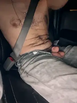 Snapshot of Spunwhiteboy1992 chatting on 09.15.25 Spunwhiteboy1992 online show from 09.15.25