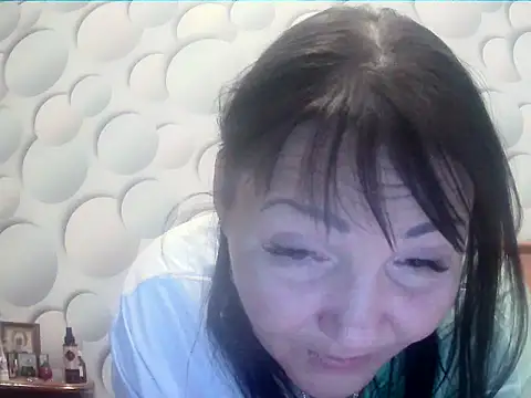 Snapshot of ClaireSunset chatting on 09.23.25 ClaireSunset online show from 09.23.25