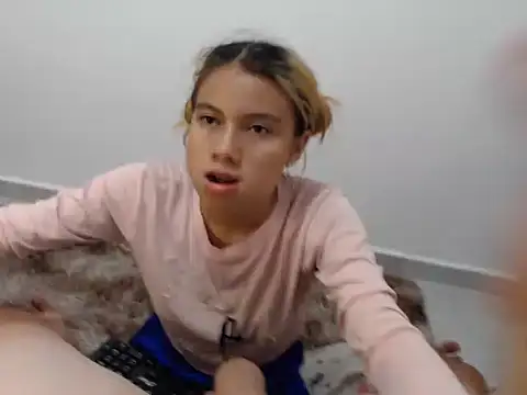 Naomi991 online show from 01.10.25