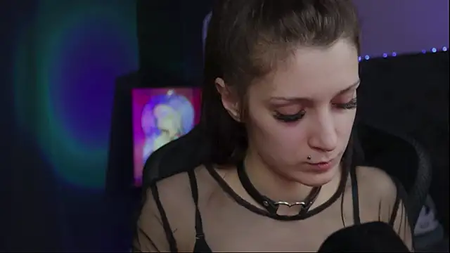 Kathleen Meow online show from 12.11.24