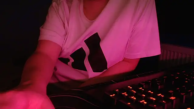 Scotland 100 online show from 11.21.25