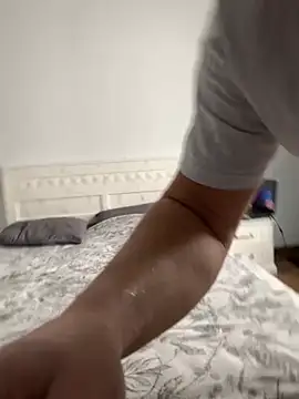 Snapshot of DonorDi chatting on 01.28.25 DonorDi online show from 01.28.25