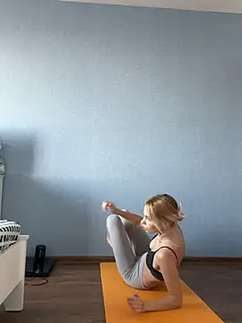 Snapshot of DonorDi chatting on 02.23.25 DonorDi online show from 02.23.25