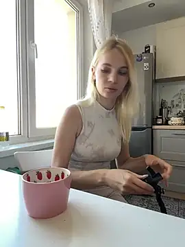 Snapshot of DonorDi chatting on 02.25.25 DonorDi online show from 02.25.25