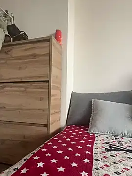 Snapshot of DonorDi chatting on 03.14.25 DonorDi online show from 03.14.25