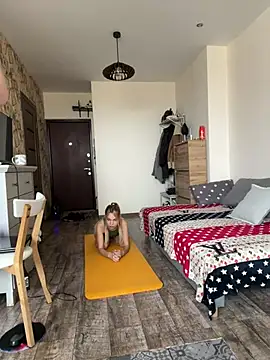 Snapshot of DonorDi chatting on 03.19.25 DonorDi online show from 03.19.25