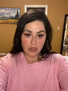 Snapshot of TexasTattooedHouseWife chatting on 02.25.25 TexasTattooedHouseWife online show from 02.25.25