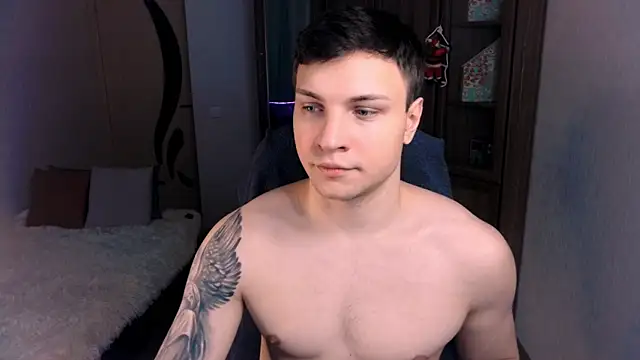 handsome guy01 online show from 12.15.24