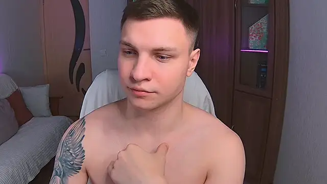 handsome guy01 online show from 03.07.25