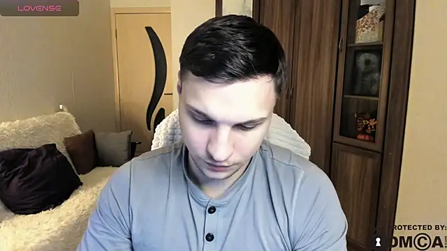 handsome guy01 online show from 10.30.25