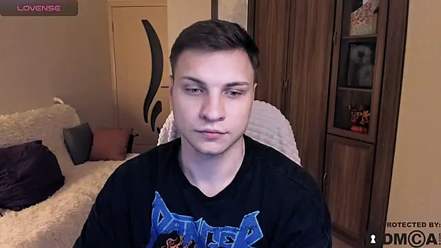 handsome guy01 online show from 11.05.25