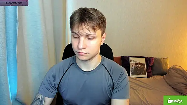 Snapshot of handsome_guy01 chatting on 02.10.26 handsome guy01 online show from 02.10.26