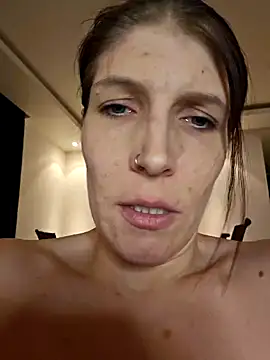 Snapshot of Lenchen_ chatting on 02.27.25 Lenchen online show from 02.27.25