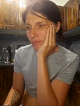 Lenchen  online show from 04.12.26